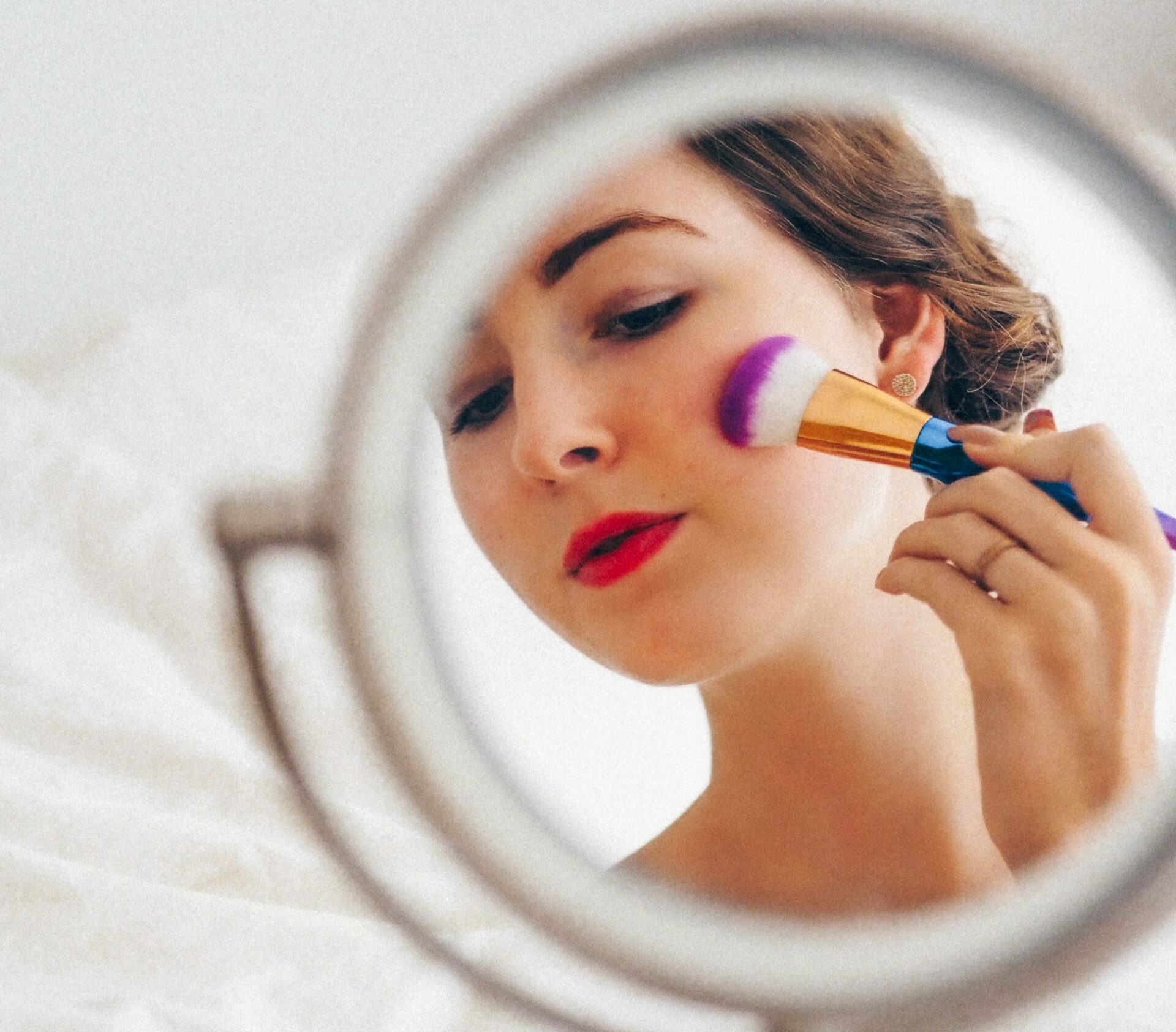 Scopri di più sull'articolo Regali Last Minute Amanti del Make-Up : 13 idee per “Sorprenderli”